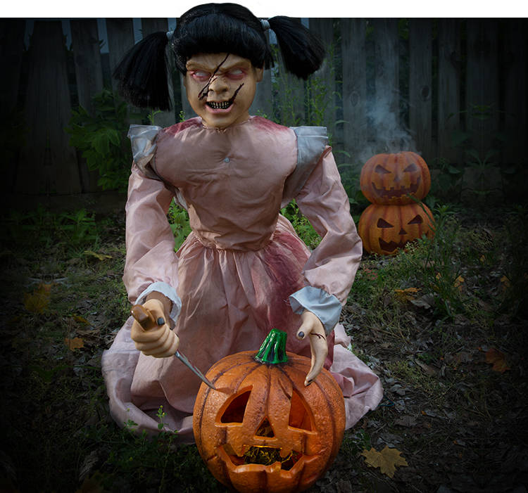 Scary Halloween Girl 